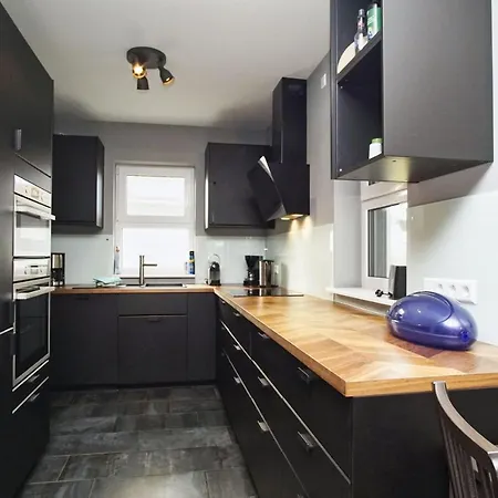 Haus In Idyllischer Lage Mit Sauna, Terrasse Und Garten - Mondlicht Tatil Evi Vaschvitz