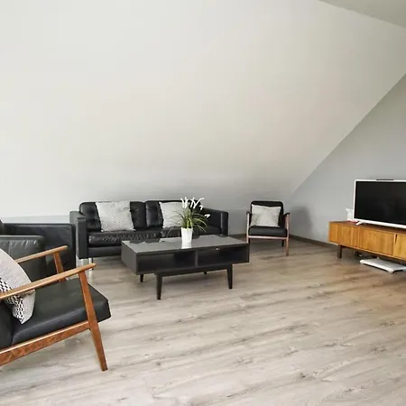 Haus In Idyllischer Lage Mit Sauna, Terrasse Und Garten - Mondlicht Vaschvitz