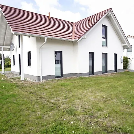 Haus In Idyllischer Lage Mit Sauna, Terrasse Und Garten - Mondlicht Vaschvitz