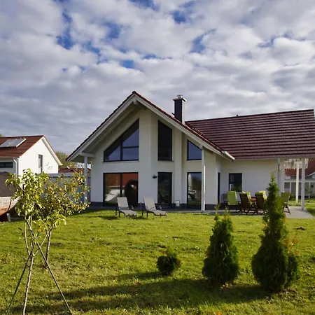 Tatil Evi Haus In Idyllischer Lage Mit Sauna, Terrasse Und Garten - Mondlicht Vaschvitz