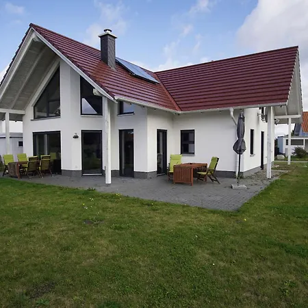 Haus In Idyllischer Lage Mit Sauna, Terrasse Und Garten - Mondlicht